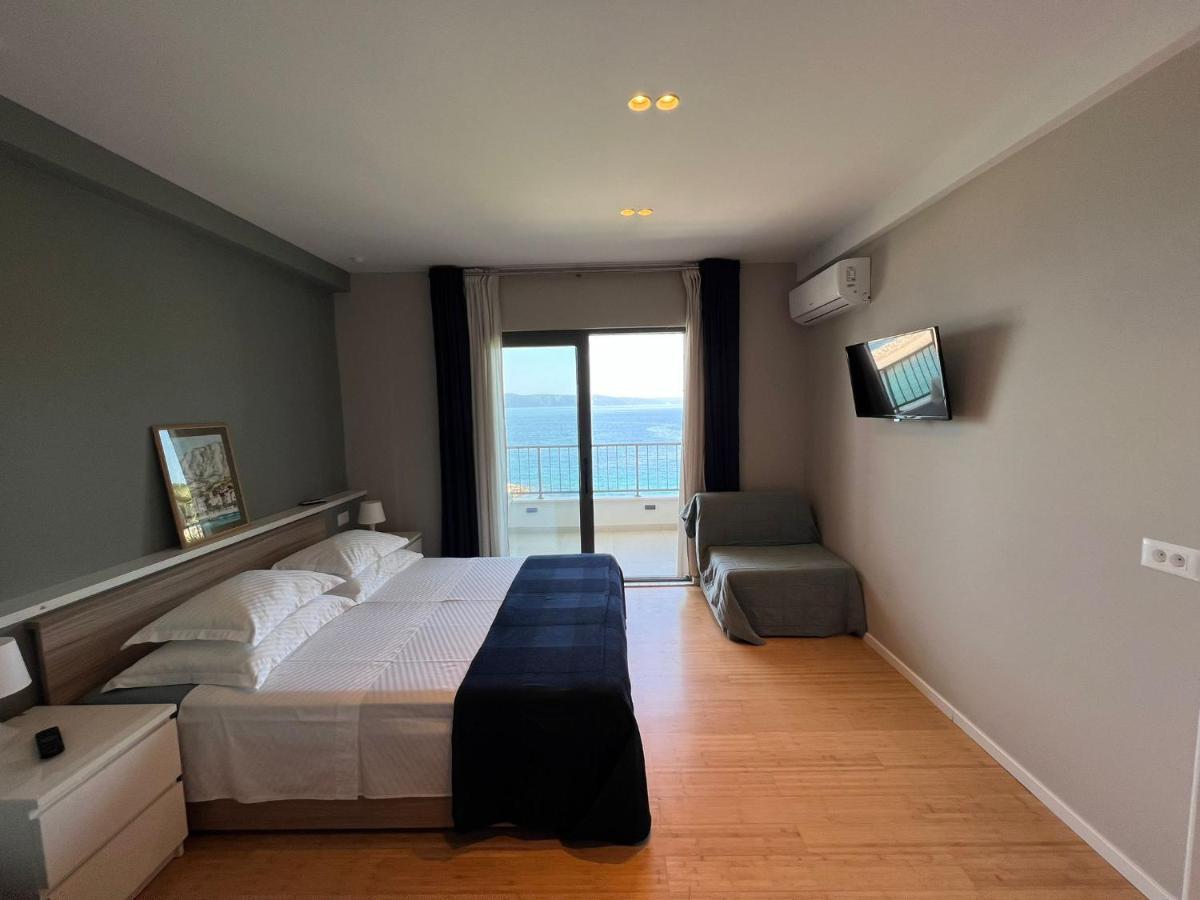 Beachfront Comfort Apartments Sinajko Podgora Exterior foto